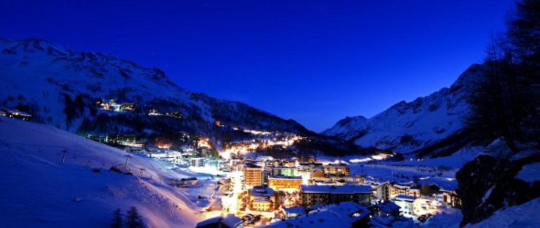 Casa Cervinia Circus Apartment Breuil-Cervinia Bagian luar foto