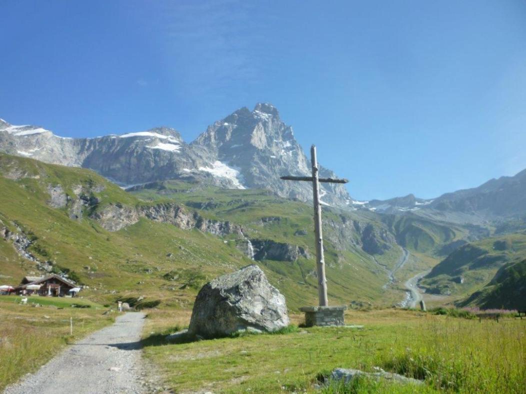 Casa Cervinia Circus Apartment Breuil-Cervinia Bagian luar foto